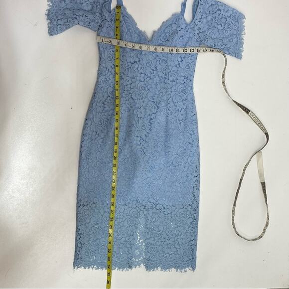 Bardot Karlie Cold Shoulder Blue Lace Midi Cocktail Dress - Picture 2 of 12